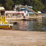 In Pore With Swimming Pool Poreč