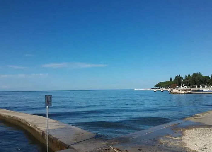 Σπίτι διακοπών In Pore With Swimming Pool