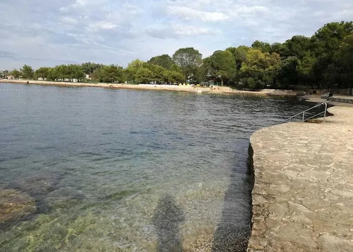In Pore With Swimming Pool Σπίτι διακοπών Πόρετς